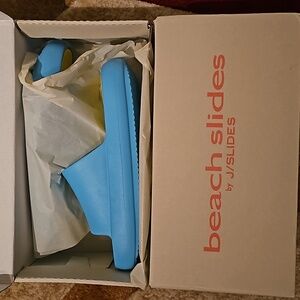 NWB JSlides Beach Sandals size 10